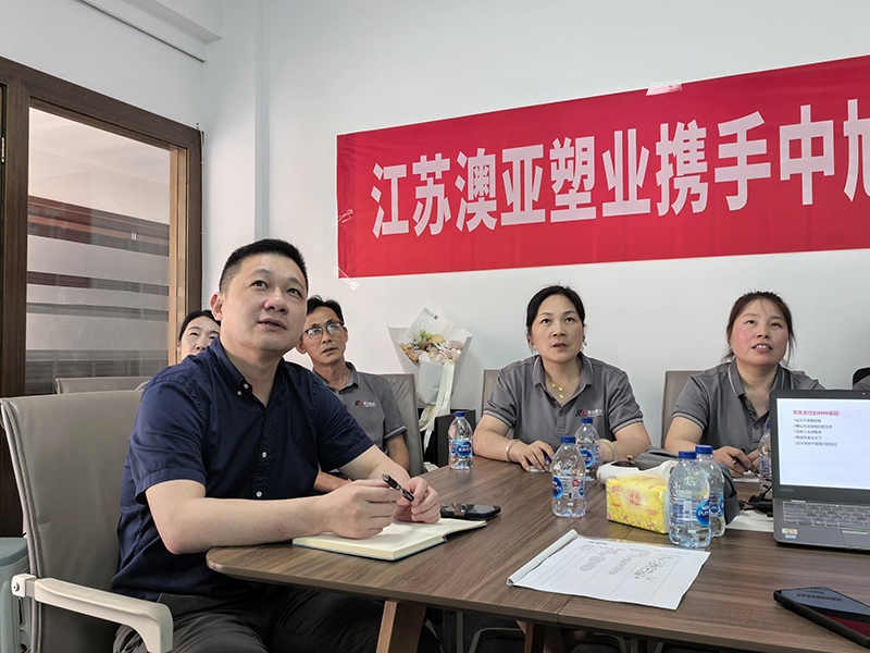 公司總經理王健全程參與本次（cì）培訓
